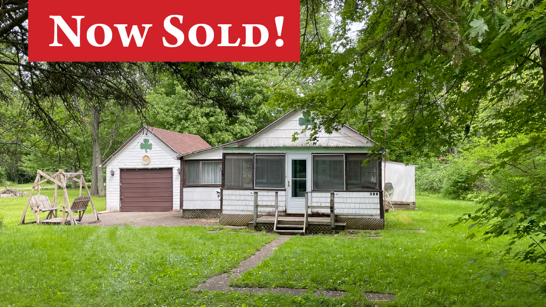 now sold banner on 611 wyldewood rd port colborne for sale by ruzycki real estate