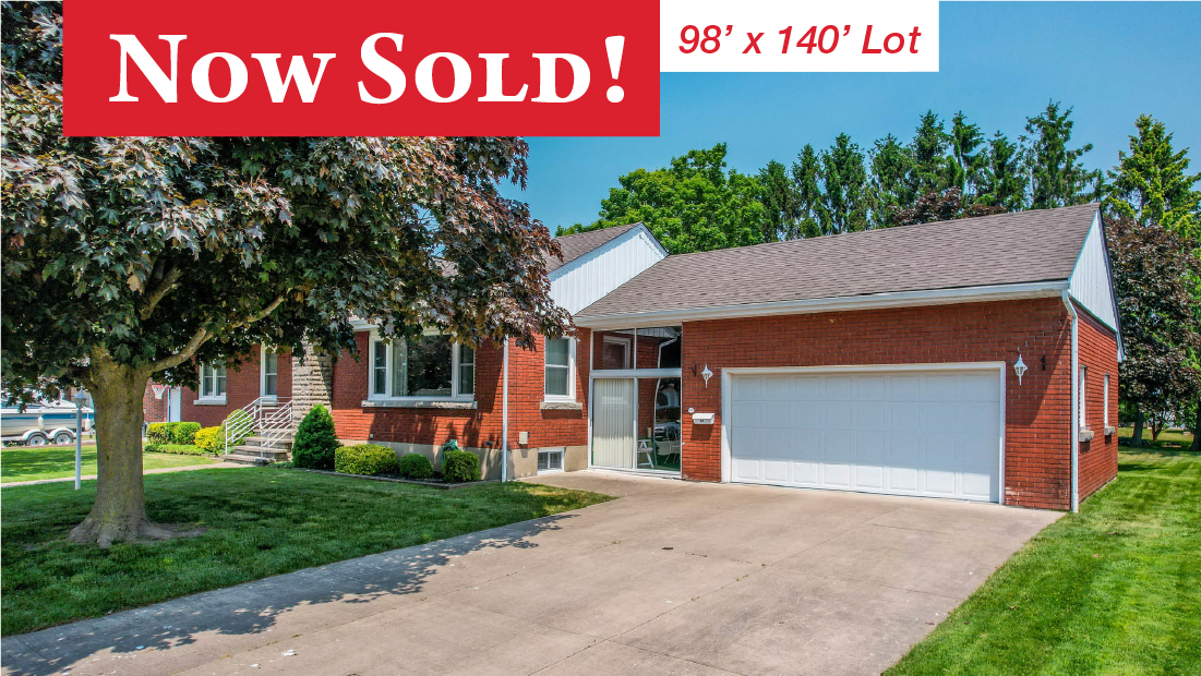 Now sold banner on 89 North Cres Port Colborne