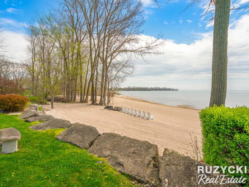 1521 Stockton Ln., Fort Erie - $3,799,000 – Ruzycki Real Estate