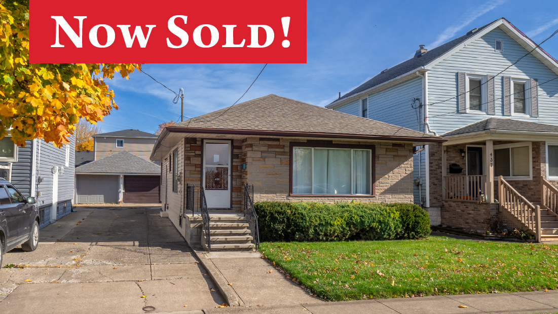 now sold banner on 439 davis st port colborne sold by frank ruzycki real estate