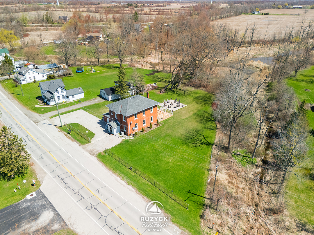 1561-north-shore-dr-lowbanks_56 aerial view of 1561 north shore dr lowbanks