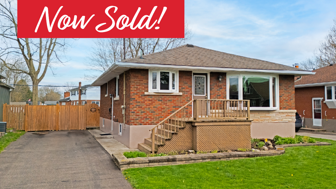 now sold banner on 165 rosemount ave port colborne sold by frank ruzycki real estate