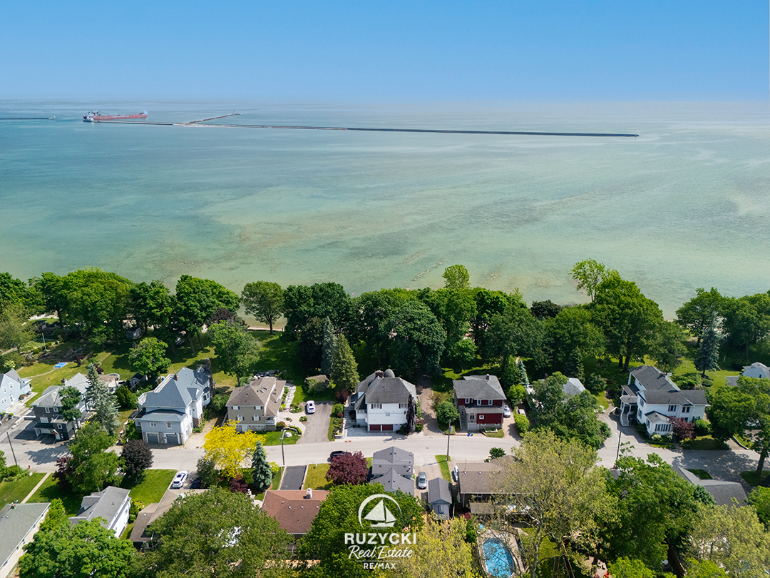 aerial view of 101 tennessee ave port colborne