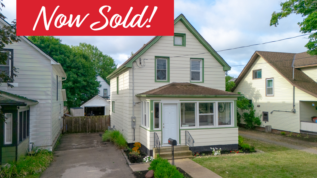now sold banner on 35 cross st port colborne sold by frank ruzycki real estate