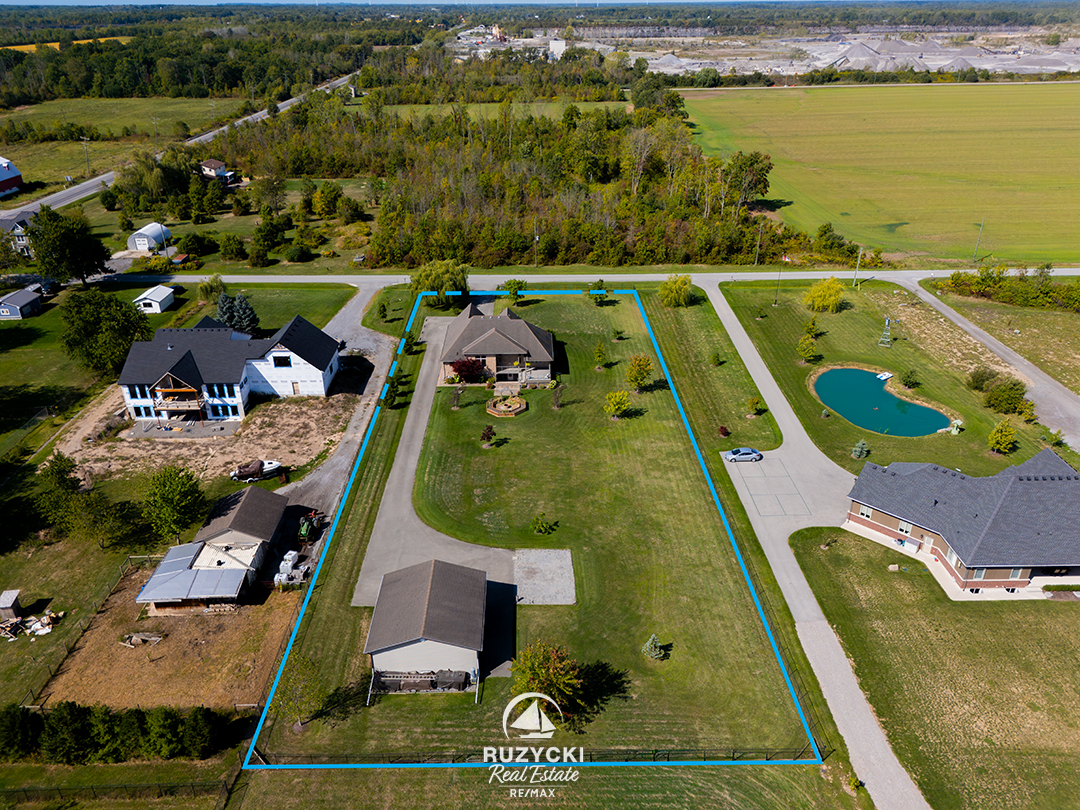 20219-youngs-rd-s-wainfleet_75 aerial view of 20219 youngs rd s wainfleet with approximate lot outlines