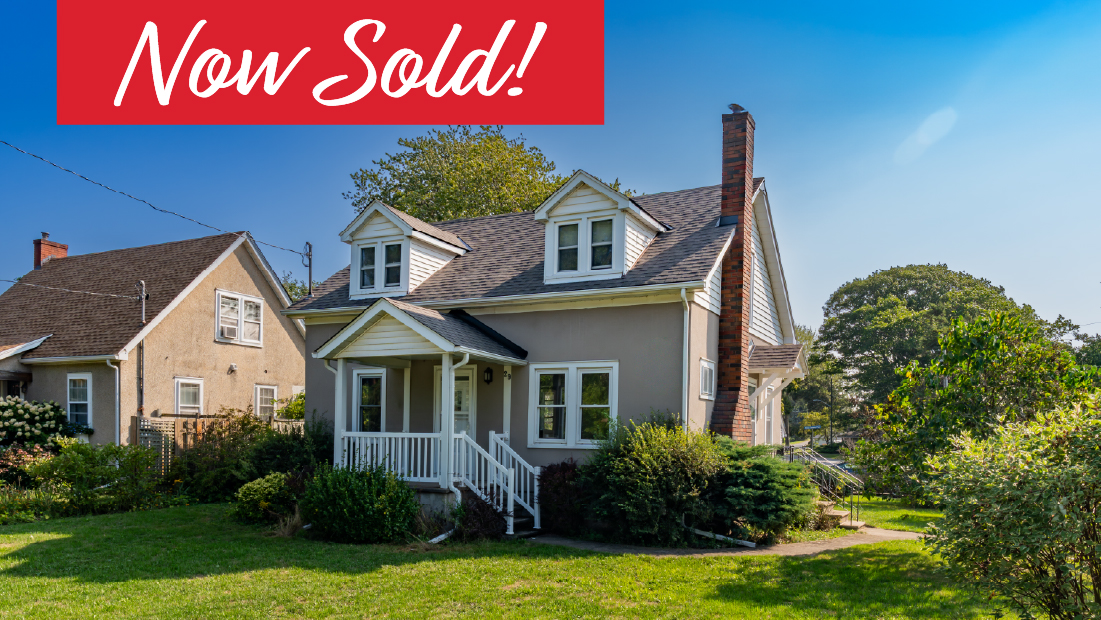 now sold banner on 29 rosemount ave port colborne sold by frank ruzycki real estate