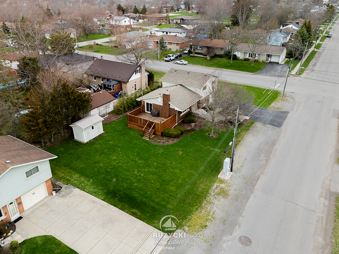 82-scholfield-ave-port-colborne-aerial-lot-view Aerial lot view of 82 Scholfield Ave Port Colborne