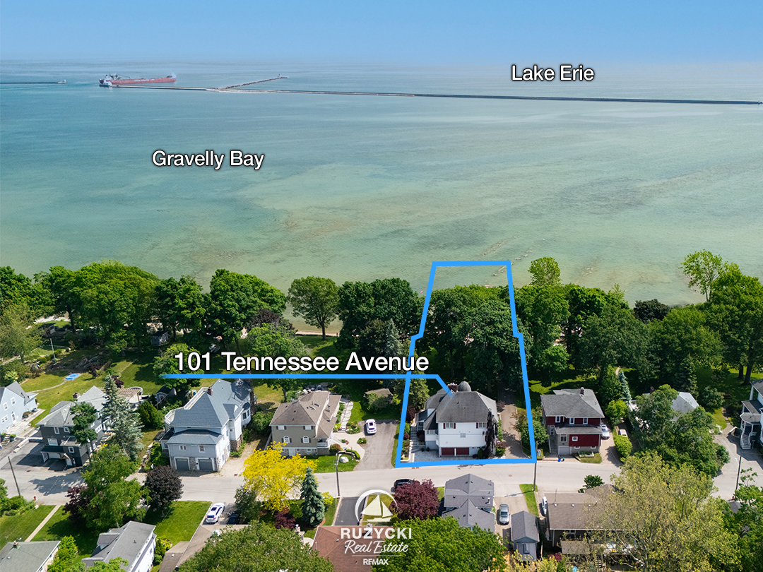 101-tennessee-ave-port-colborne_56 aerial view of 101 tennessee ave port colborne with approximate lot outlines and proximity to lake erie
