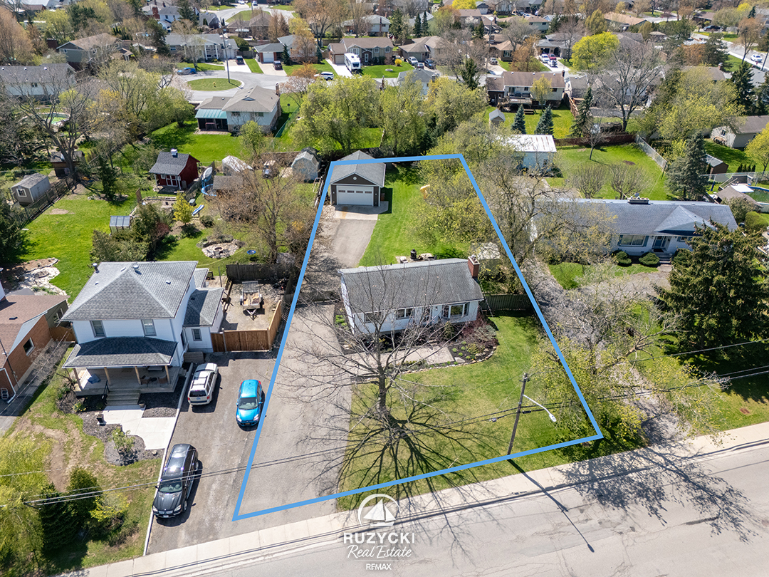 132-colver-st-smithville_43 aerial view of 132 colver st smithville with approximate lot outlines