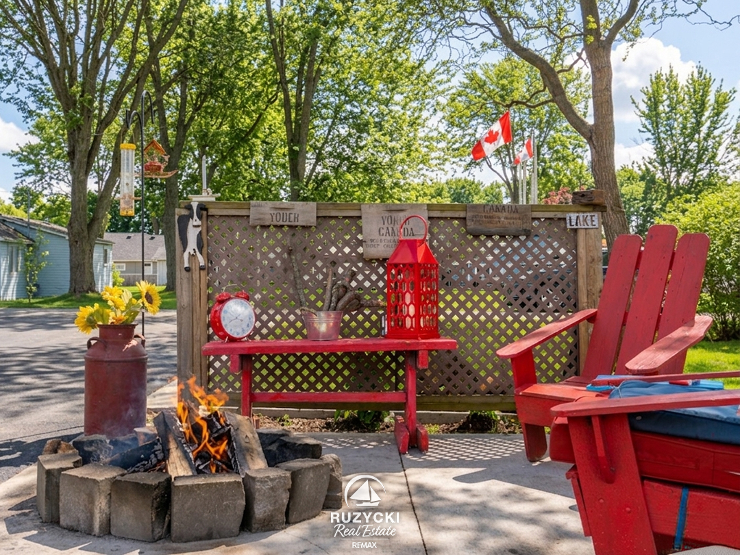 3412-locust-st-port-colborne_38 backyard seating area and firepit of 3412 locust st port colborne