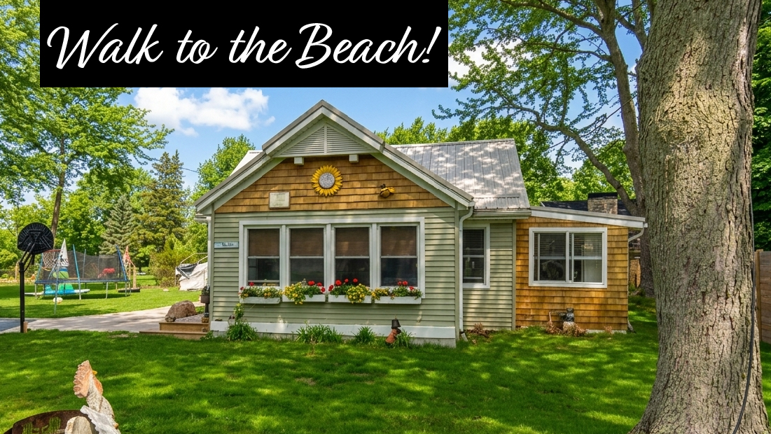 walk to the beach banner on 3412 locust st port colborne
