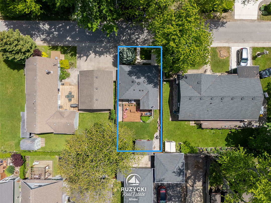 263-maplewood-ave-crystal-beach_21 overhead view of 263 maplewood ave crystal beach