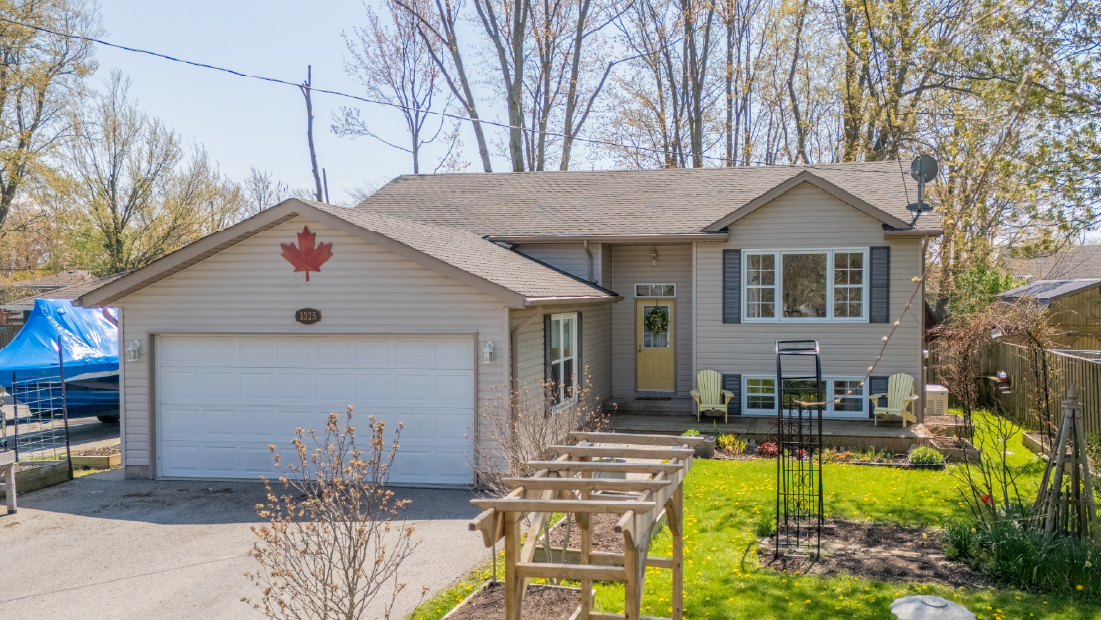 3325 evadere ave ridgeway