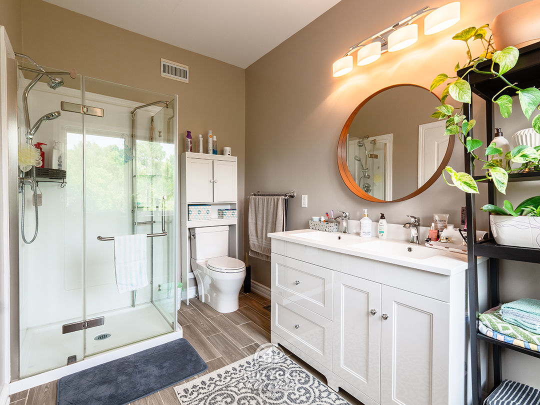 11004-lakeshore-rd-wainfleet_32 3 piece ensuite of 11004 lakeshore rd wainfleet