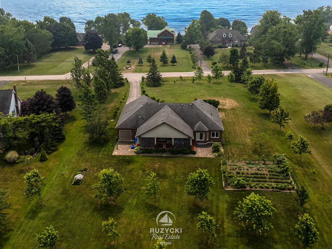 11004-lakeshore-rd-wainfleet_70 aerial view of rear exterior and backyard of 11004 lakeshore rd wainfleet