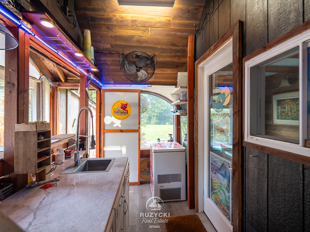 11679-belleview-beach-rd-wainfleet_79 bar of backyard cookhouse of 11679 belleview beach rd wainfleet