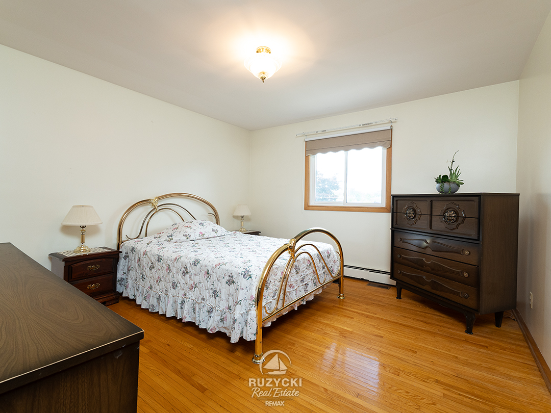167-wellington-st-port-colborne_18