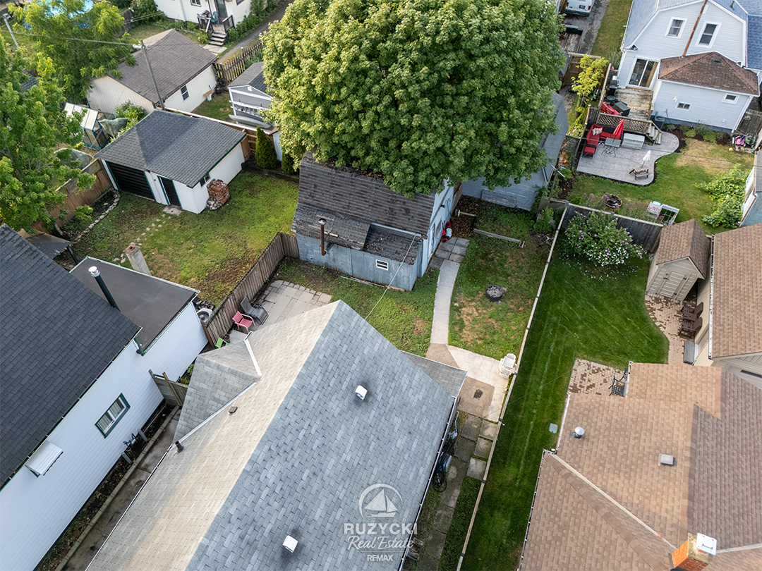 314-bell-st-port-colborne_45 aerial view of backyard of 314 bell st port colborne