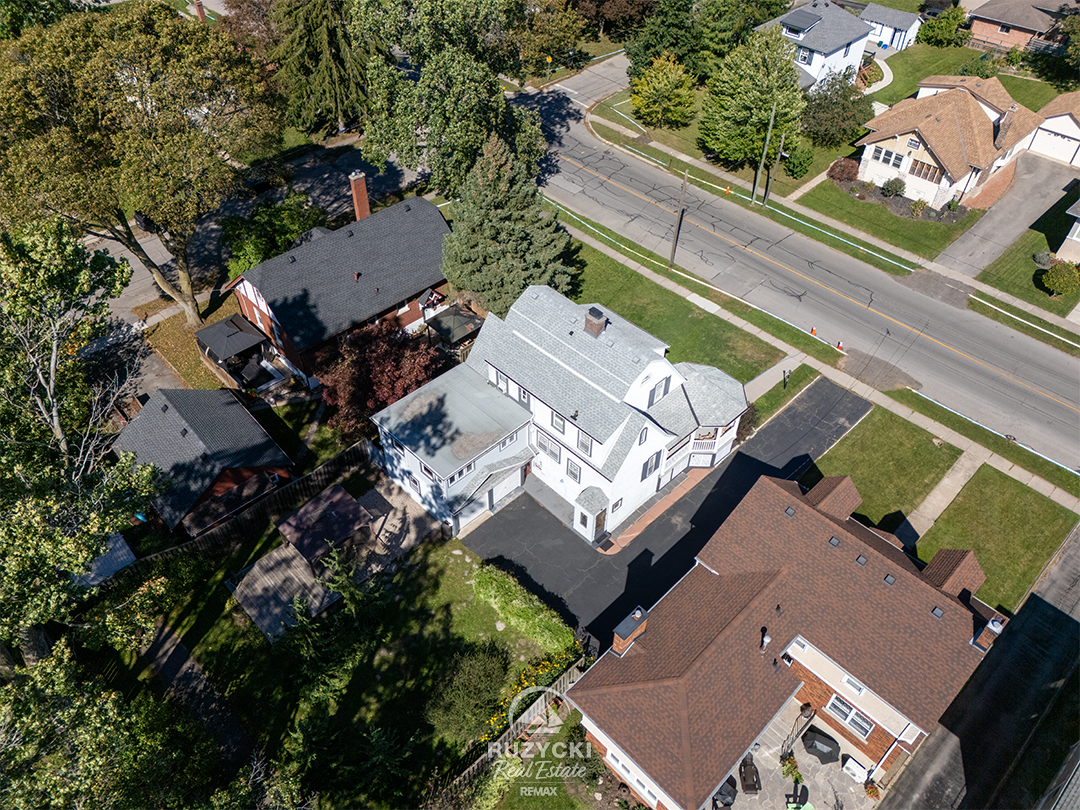 344-clarence-street-port-colborne_24 aerial view of 344 clarence street