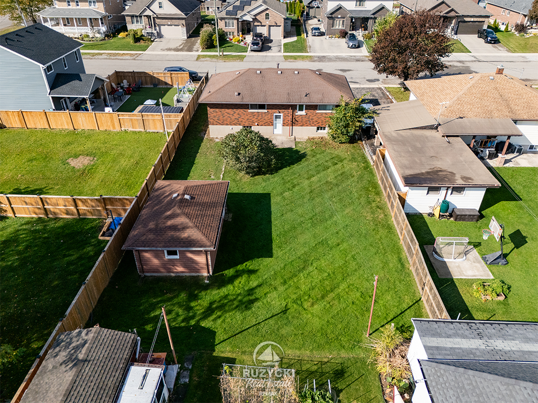 109-hampton-avenue-port-colborne_09 aerial view of backyard